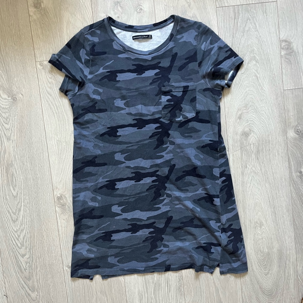 Abercrombie & Fitch pocket t-shirt dress